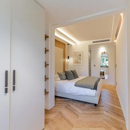 Apartment Ref 1980 - Palm Sea View Cannes