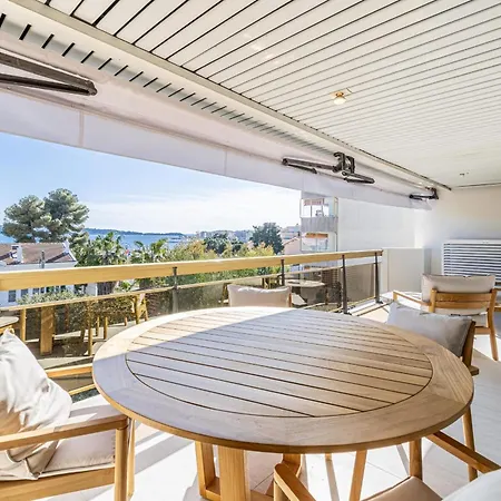 Apartment Ref 1980 - Palm Sea View Cannes